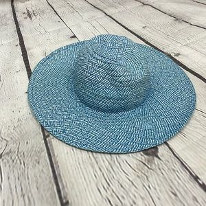 Blue & white woven floppy beach brim hat